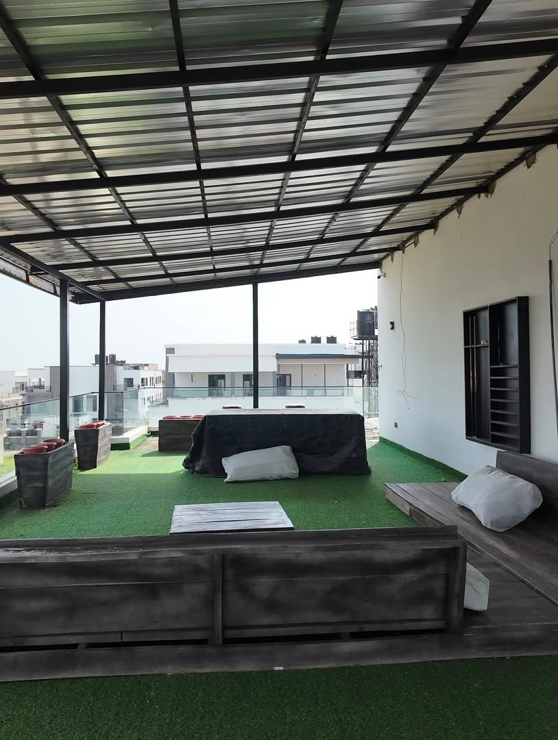 Furnished 5-Bedroom Detached-Duplex Life Camp photo 2