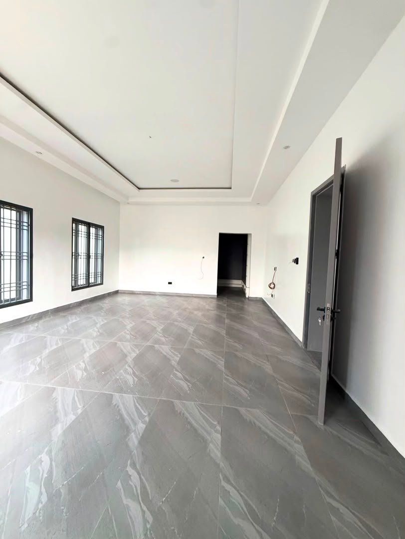 Luxury 7 Bedroom Detached Duplex photo 10