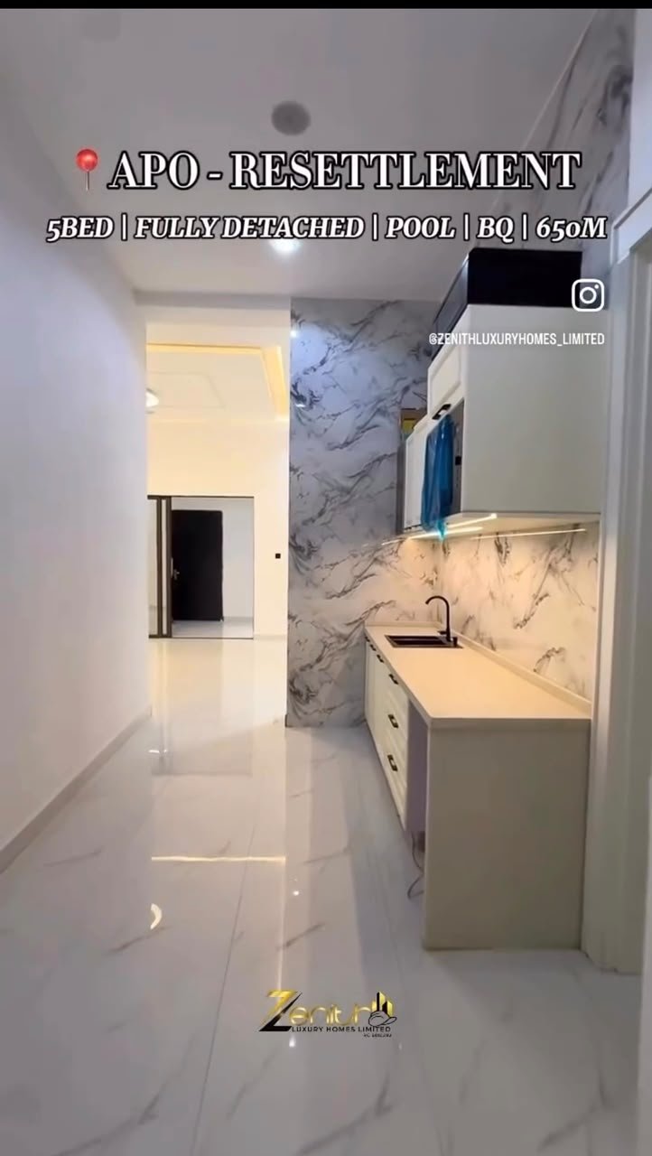 5-Bedroom Detached Duplex photo 12