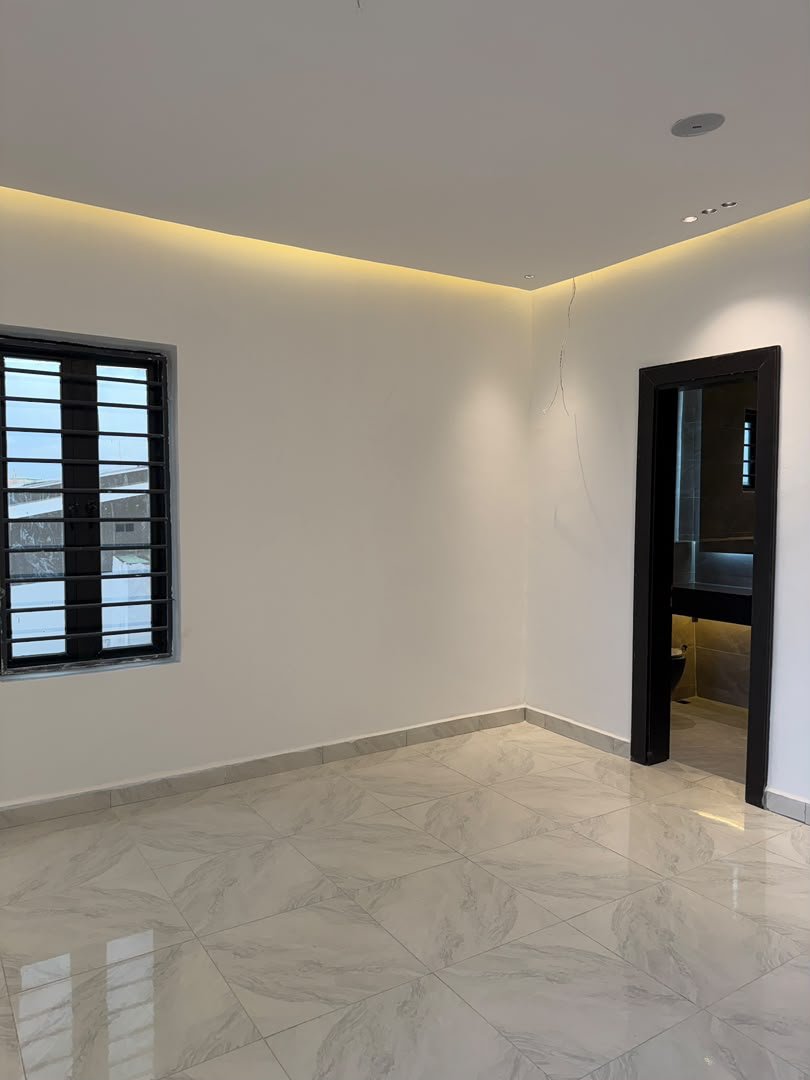 Luxury Smart 4-Bedroom Terrace Wuye photo 2
