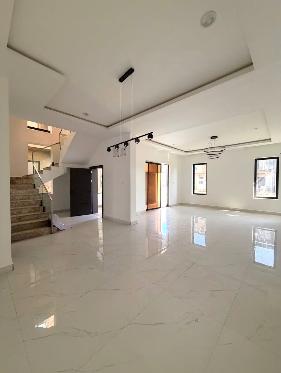 6-Bedroom Detached-Duplex Gwarinpa photo 2