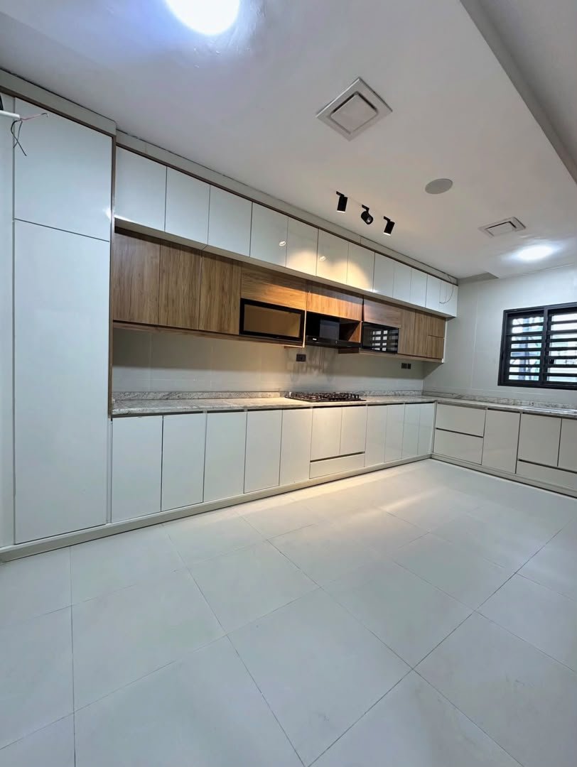 4-Bedroom Detached duplex Lokogoma photo 9