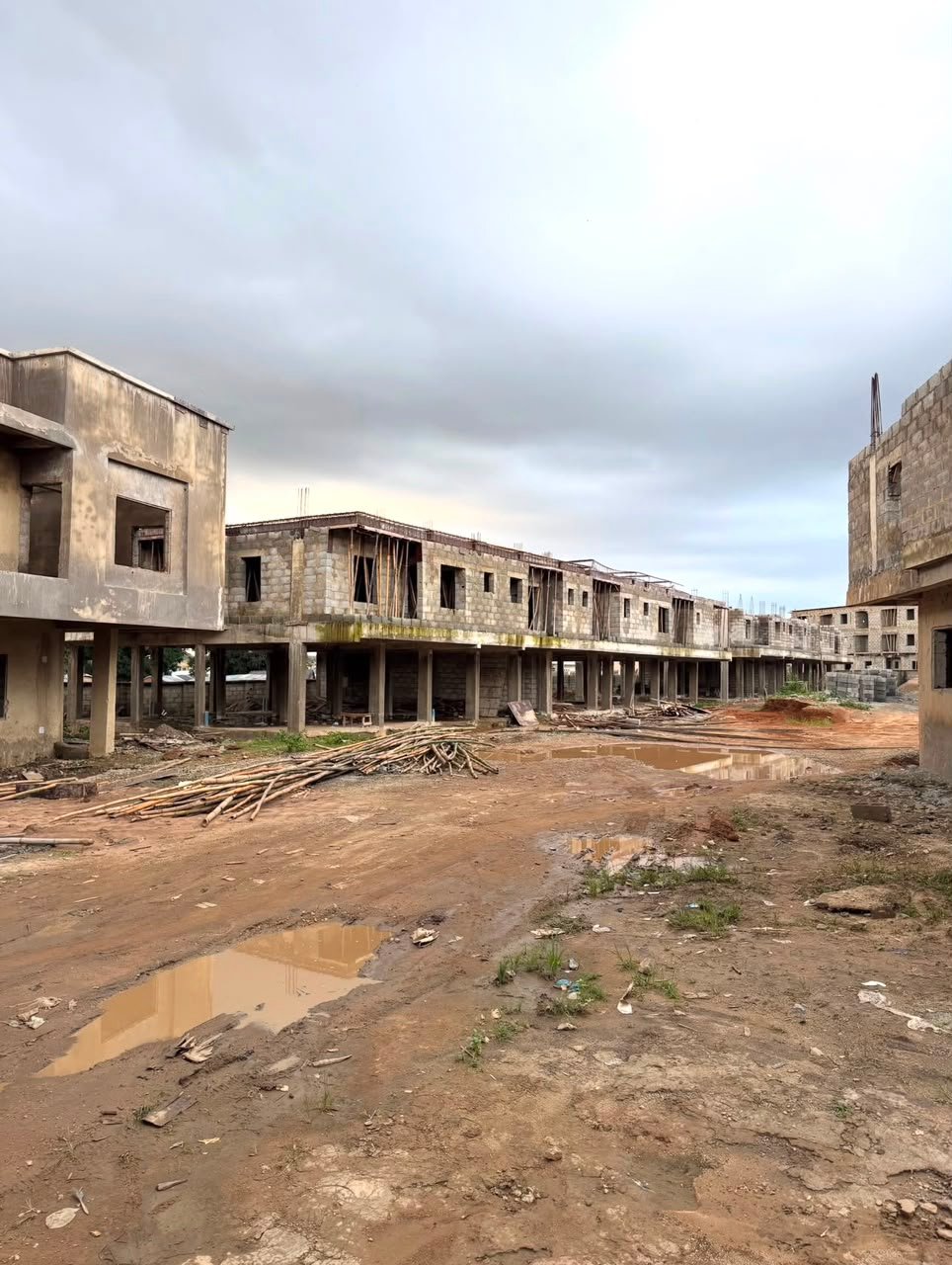 Luxury 5-Bedrooms Semi Detached in Dakibiyu photo 3
