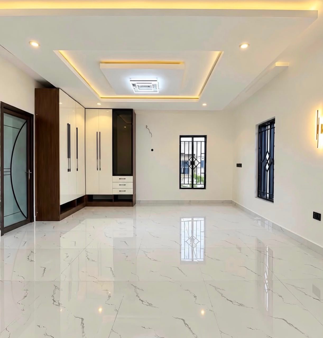 4_bedroom Detached Duplex in Karsana photo 8