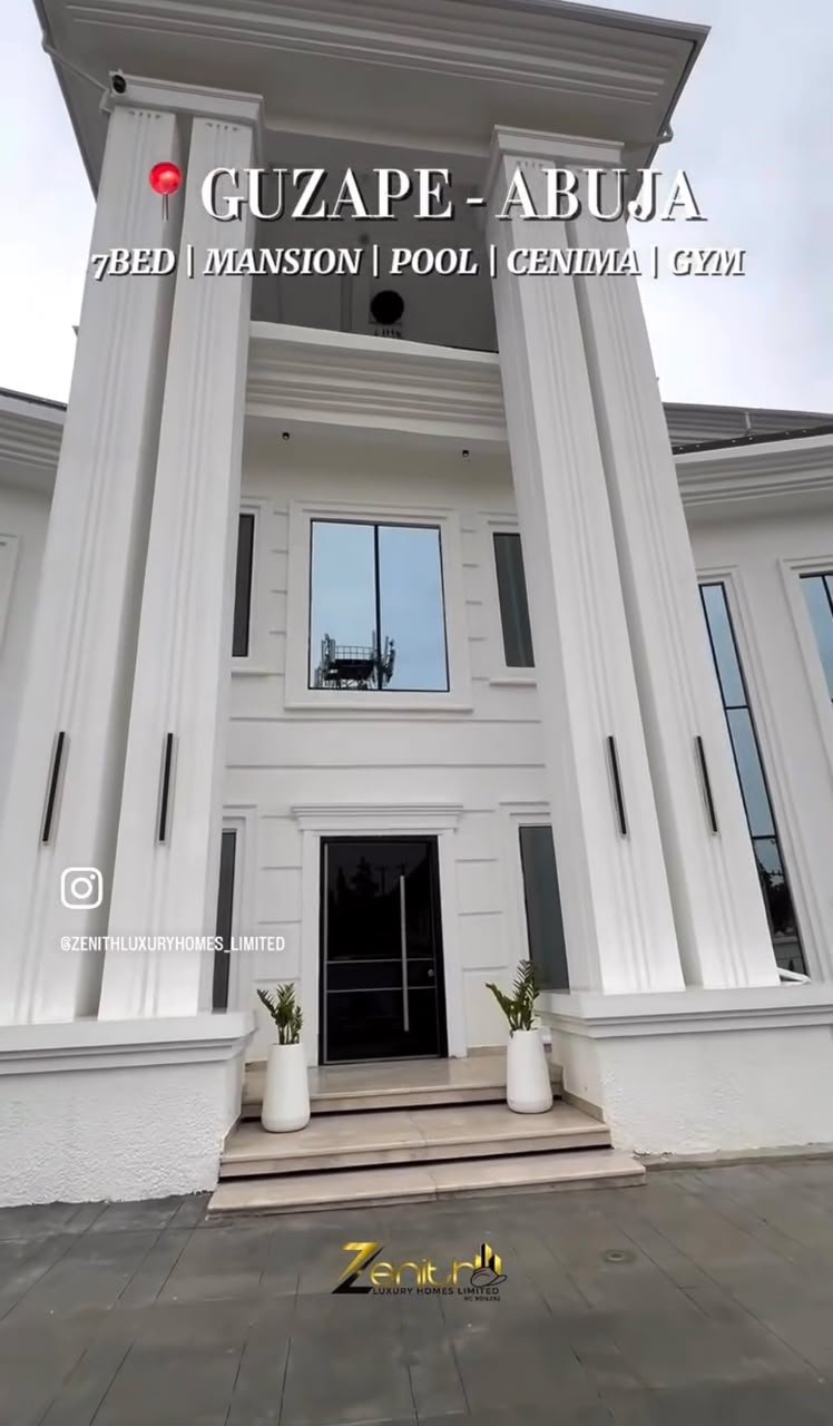 7-Bedroom Luxury Mansion