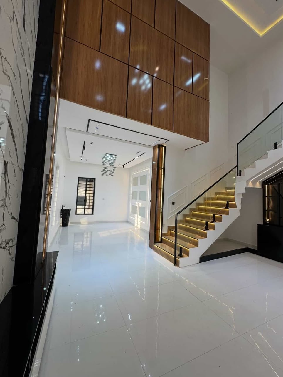5-Bedroom Detached Duplex Dakwo photo 4