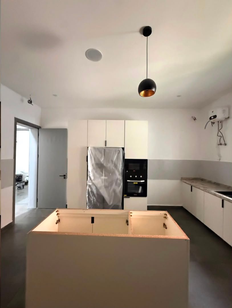 Luxury 7 Bedroom Detached Duplex photo 5