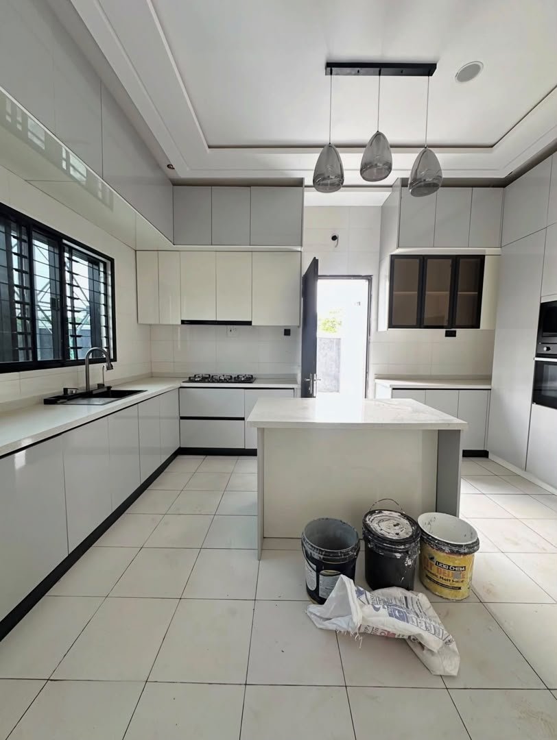 4-Bedroom Detached Duplex Gaduwa photo 6