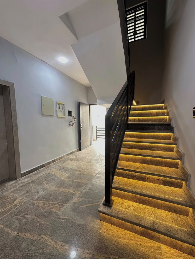 4-Bedroom Detached duplex Lokogoma photo 7