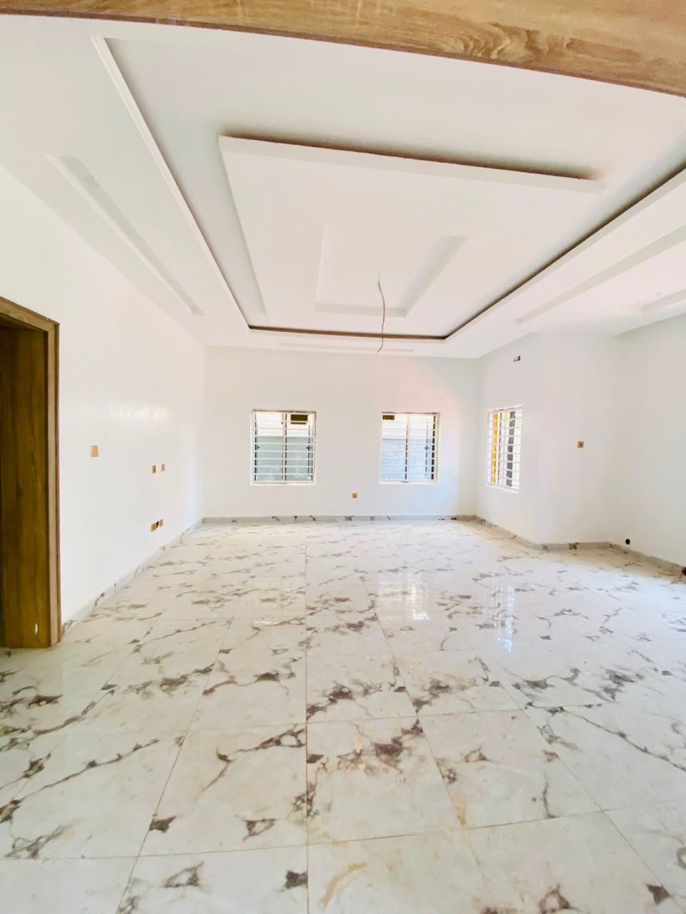 5-Bedroom Detached Duplex in Sabon-Lugbe photo 10