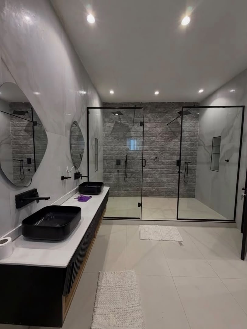 Furnished 5-Bedroom Detached-Duplex Life Camp photo 12