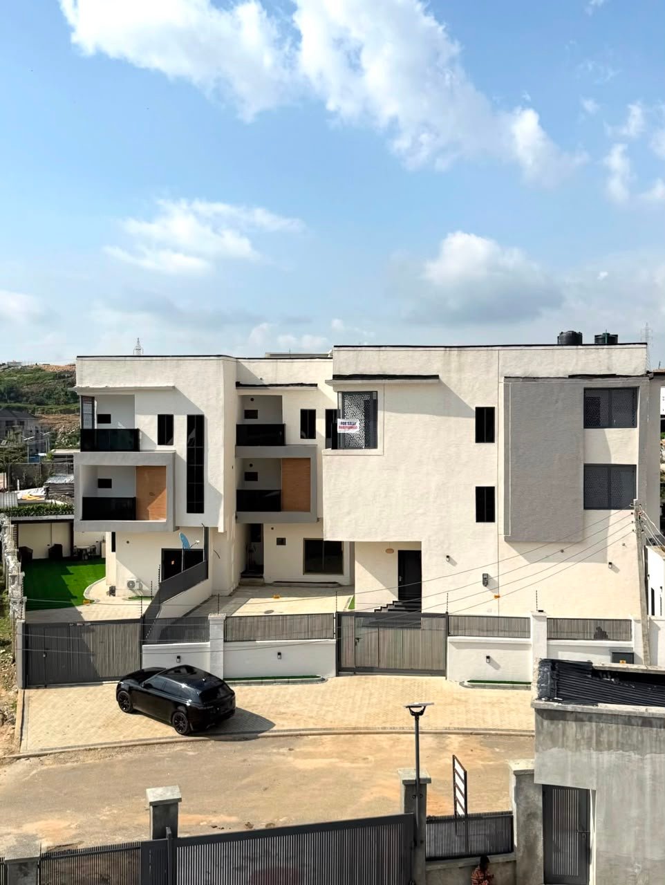 4-Bedroom Terrace in Guzape photo 2