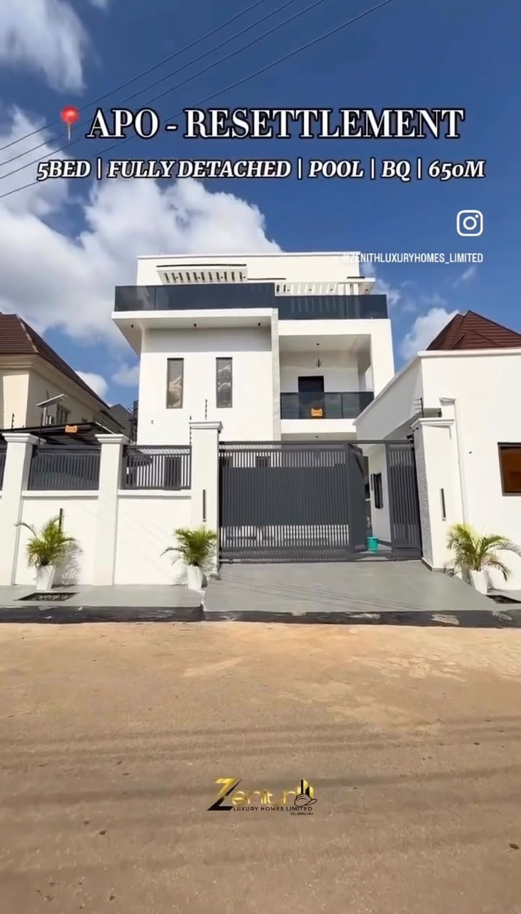 5-Bedroom Detached Duplex photo 2