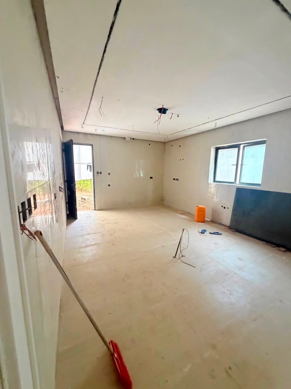 Luxury 8-Bedroom Detached Duplex in Asokoro photo 10