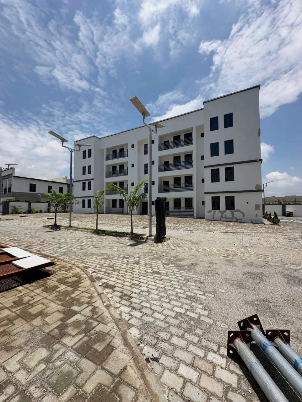 Luxury-3-Bedroom Apartment In Mabushi photo 5