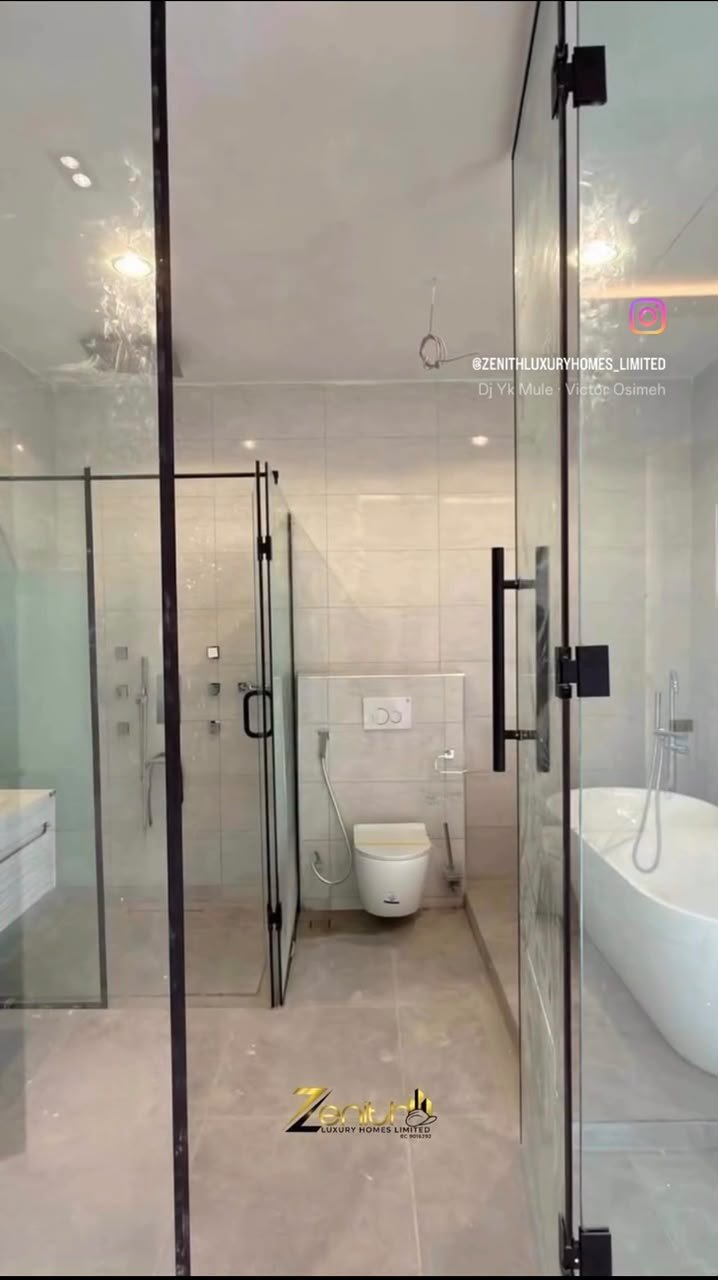 4-Bedroom Terrace Duplex photo 5