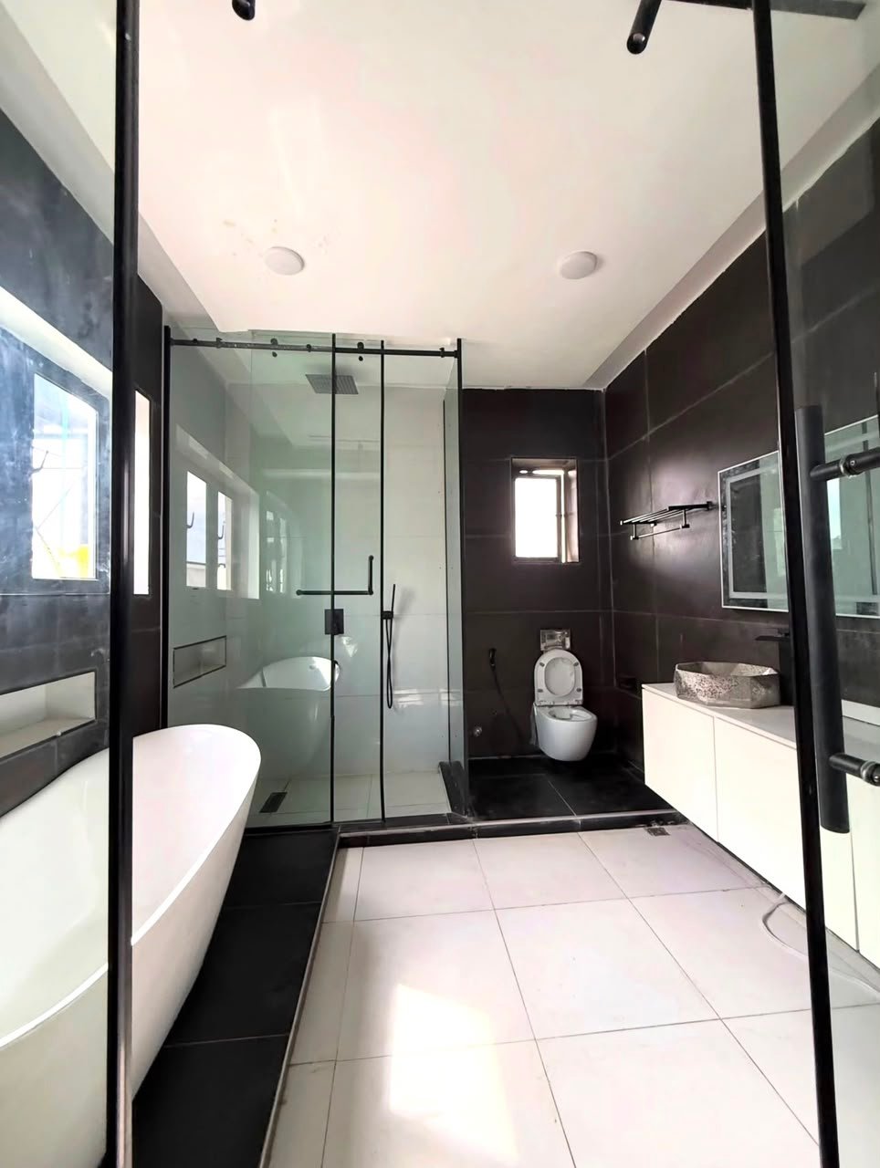 6-Bedroom Detached-Duplex Guzape photo 9
