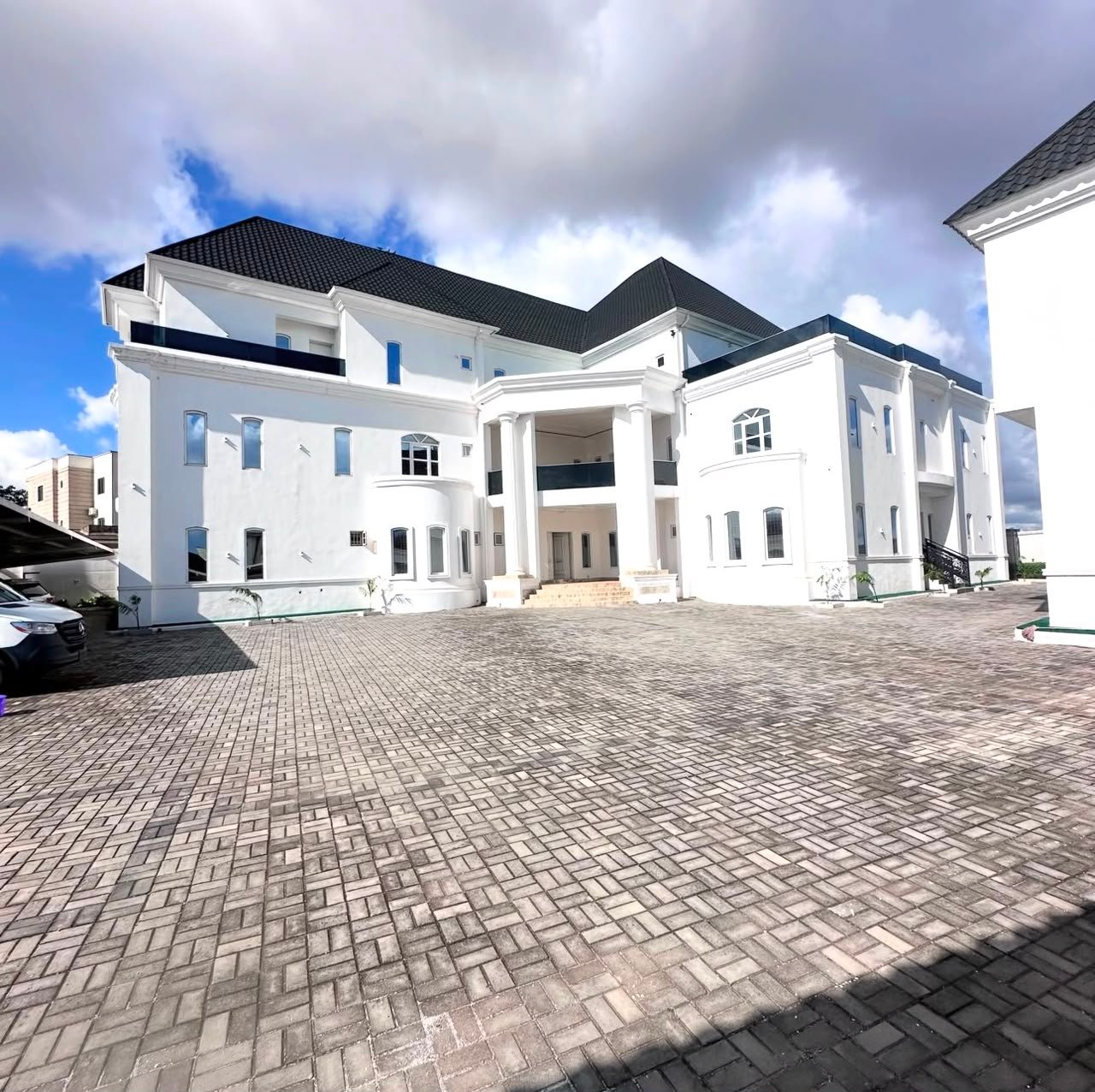 17-Bedroom Detached-Duplex in Asokoro