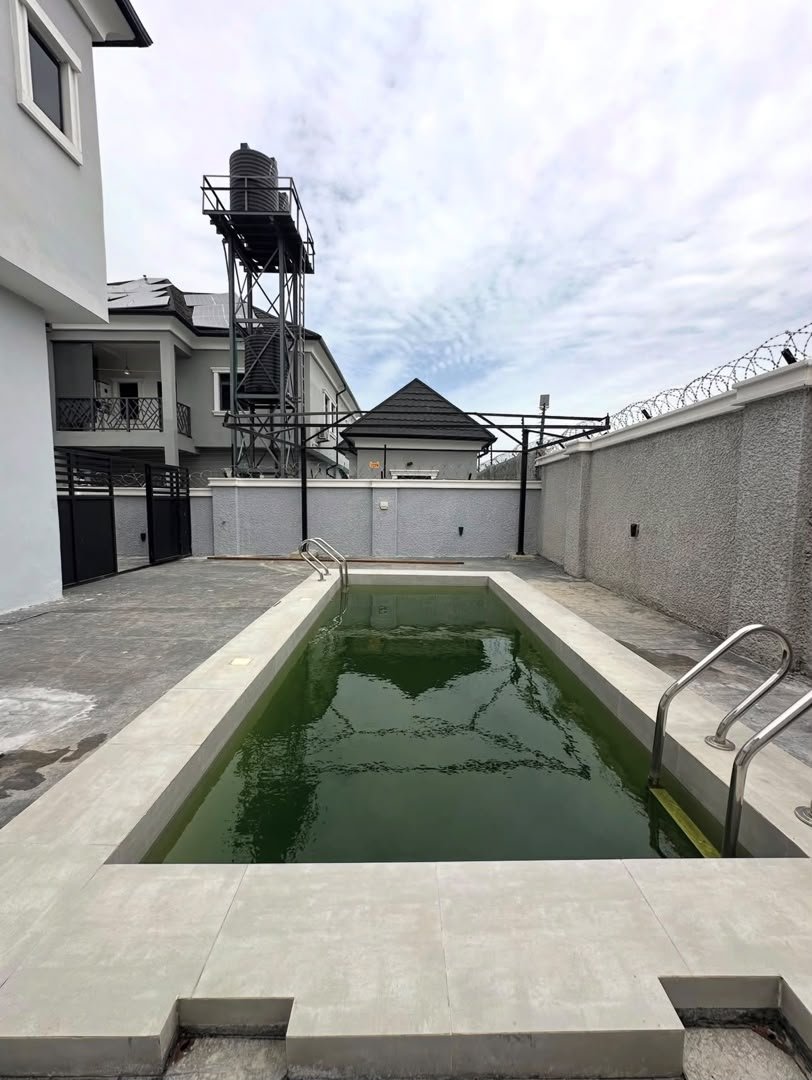 4-Bedroom Detached duplex Lokogoma photo 4