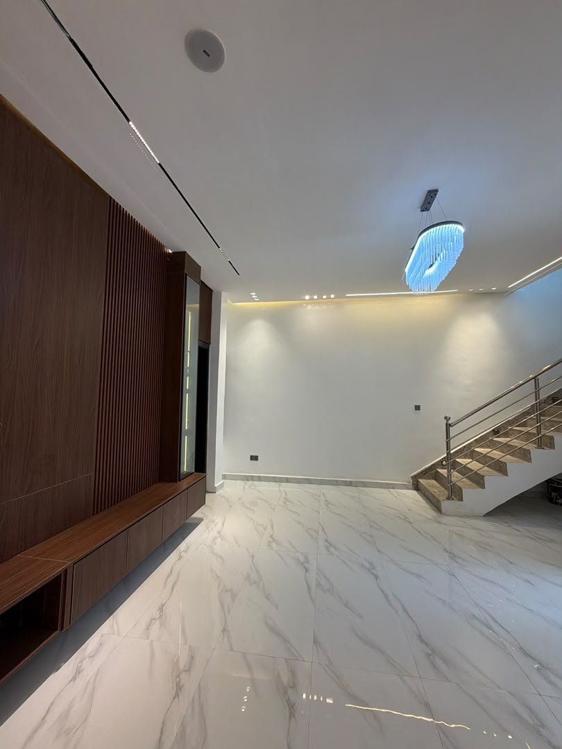 Luxury Smart 4-Bedroom Terrace Wuye photo 4