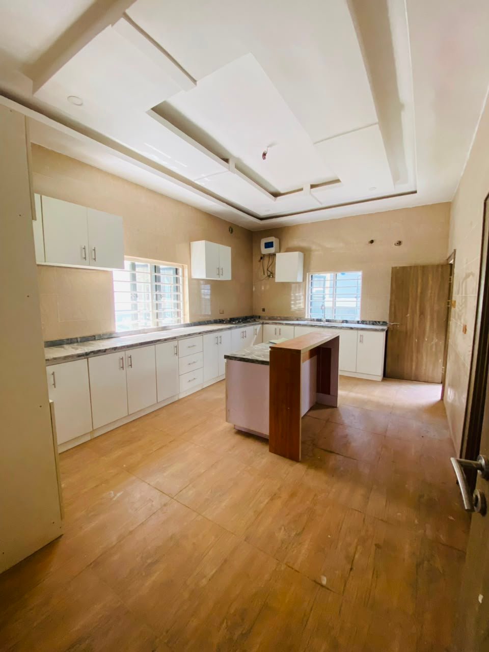 5-Bedroom Detached Duplex in Sabon-Lugbe photo 6