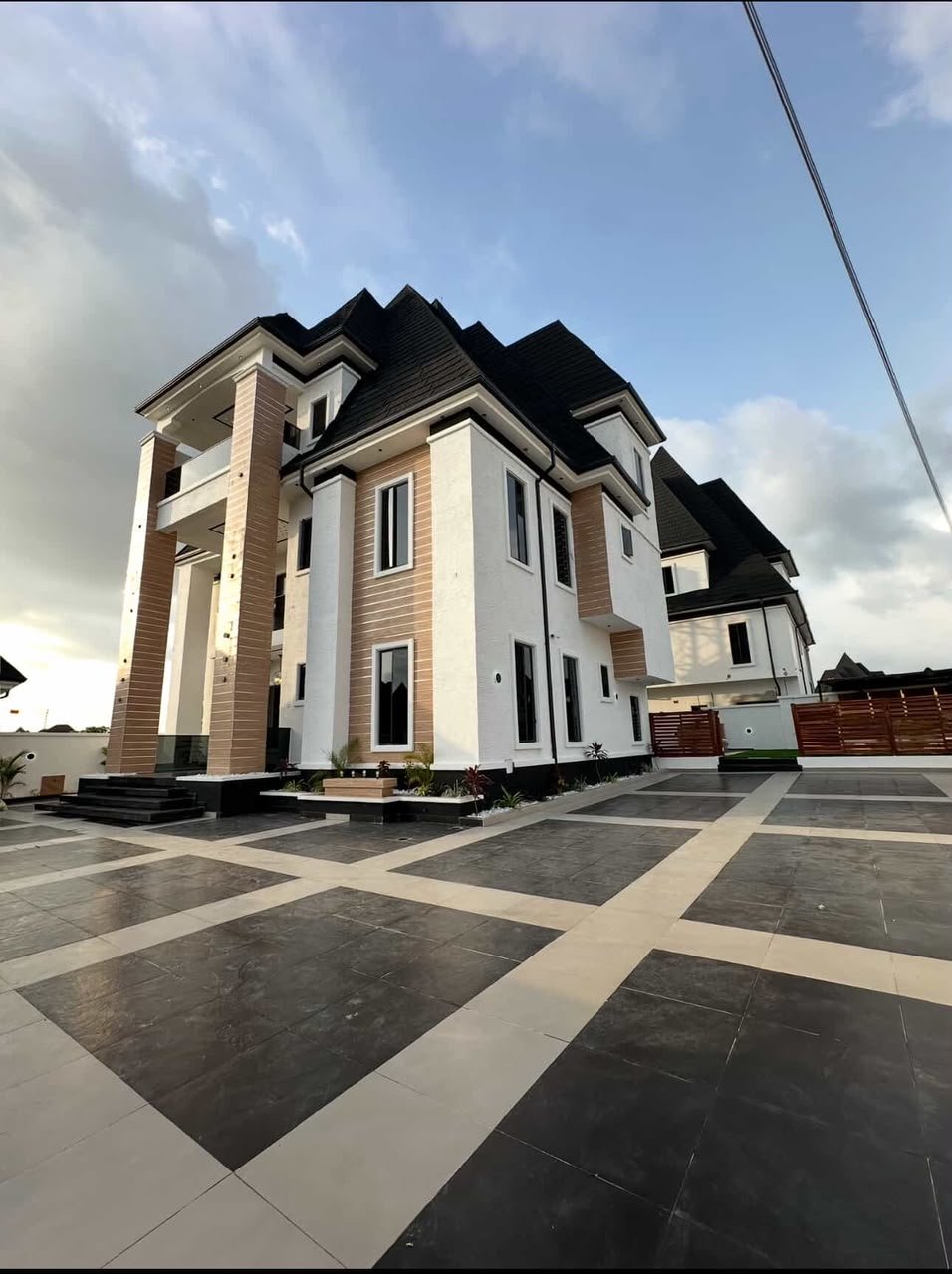 5-Bedroom Detached Duplex Dakwo