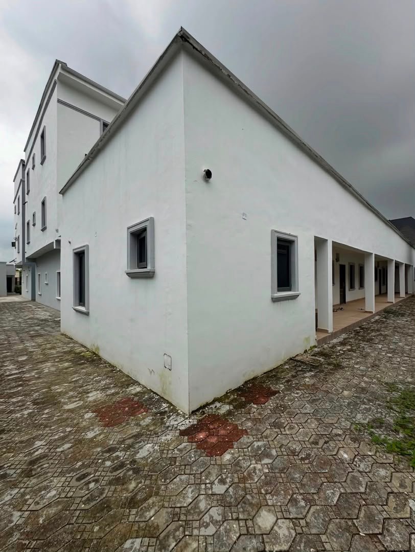 3-Bedroom Apartment in Guzape photo 6