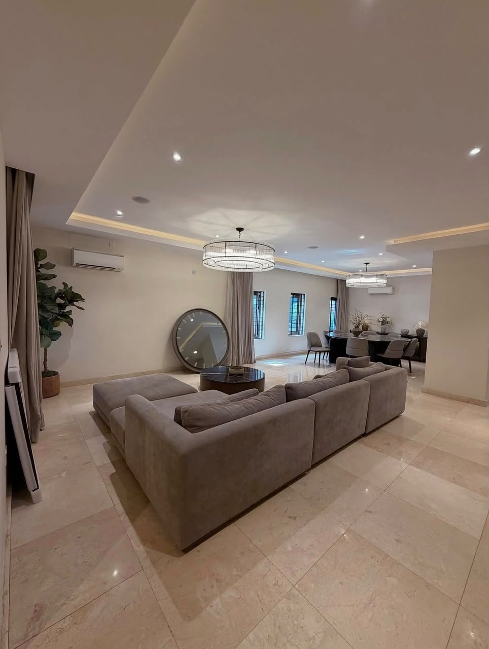 5_Bedroom Detached-Duplex Mabushi photo 2